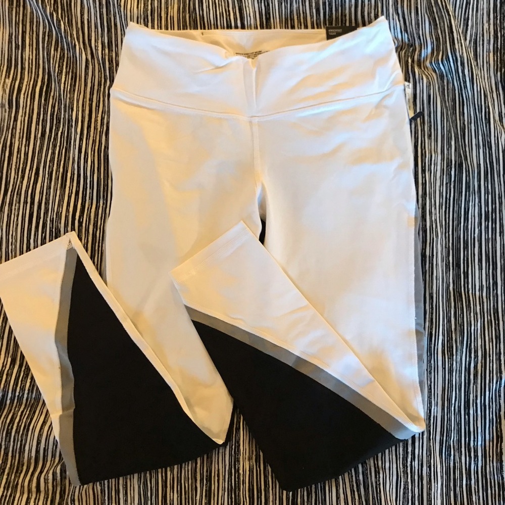 NWT Victoria's Secret sport knockout tight